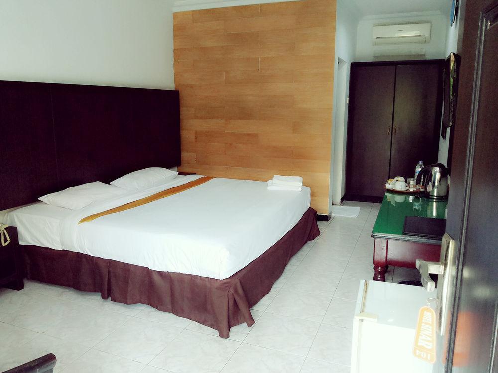 Hotel Sinar 2 Sedati Ngoại thất bức ảnh